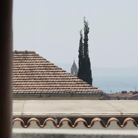 Ante Apartment