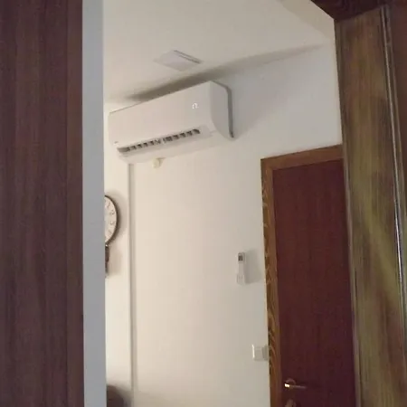 Ante Apartment Split