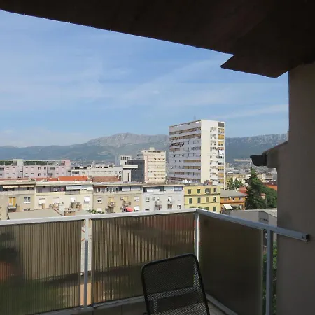 Ante Apartment Split