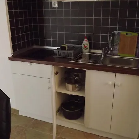 Apartment Ante Split